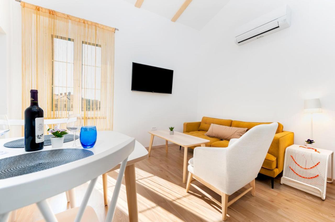 City Comfort Apartments Rovinj Eksteriør billede