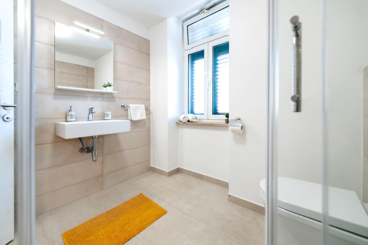 City Comfort Apartments Rovinj Eksteriør billede